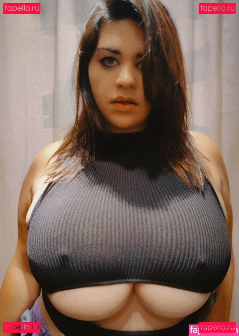 Jennifer Busty Latina Onlyfans Photo Gallery 