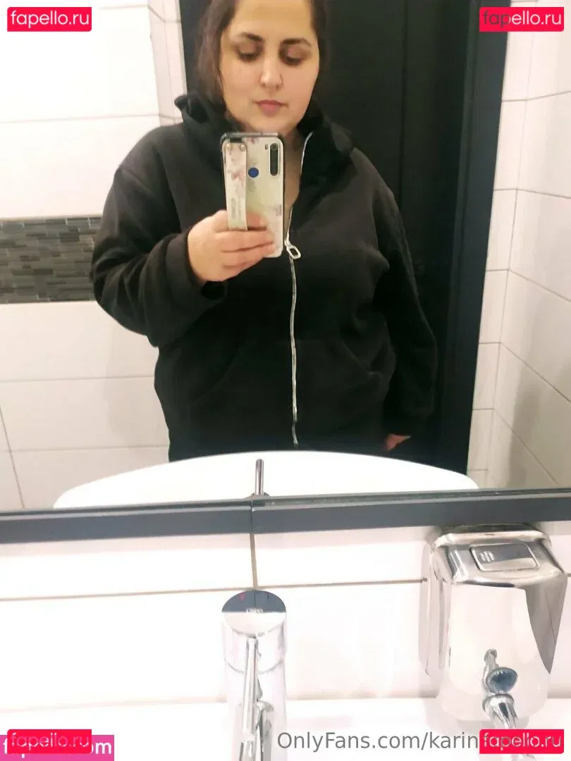 karinamoonn Onlyfans Photo Gallery 