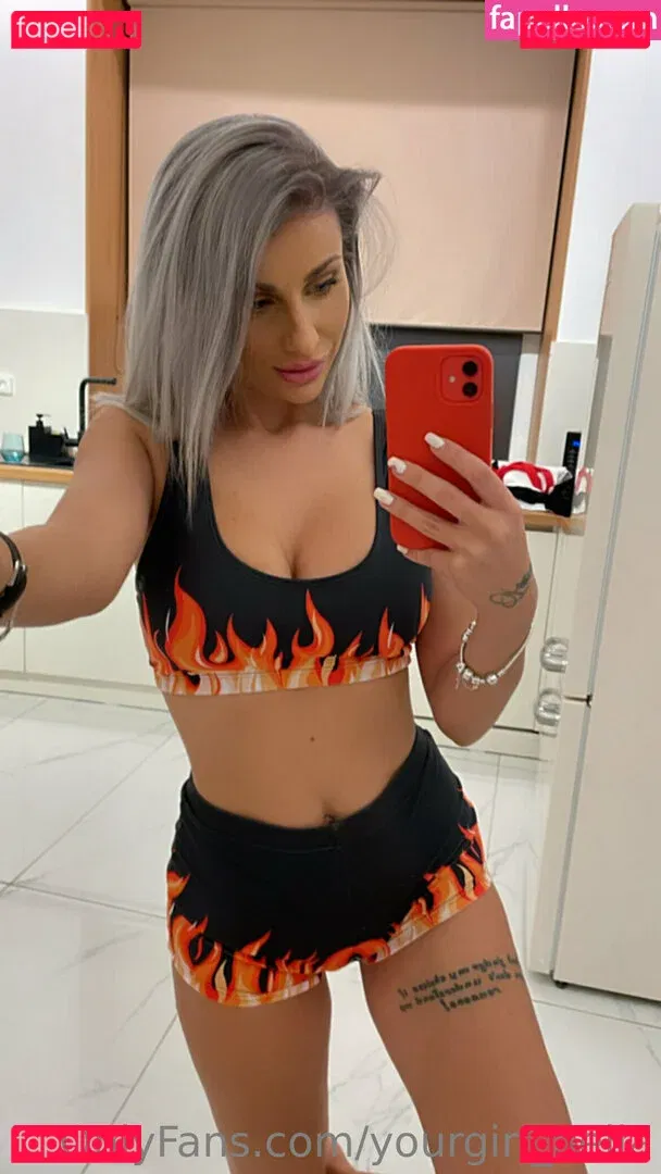 yourgirl_bella Onlyfans Photo Gallery 