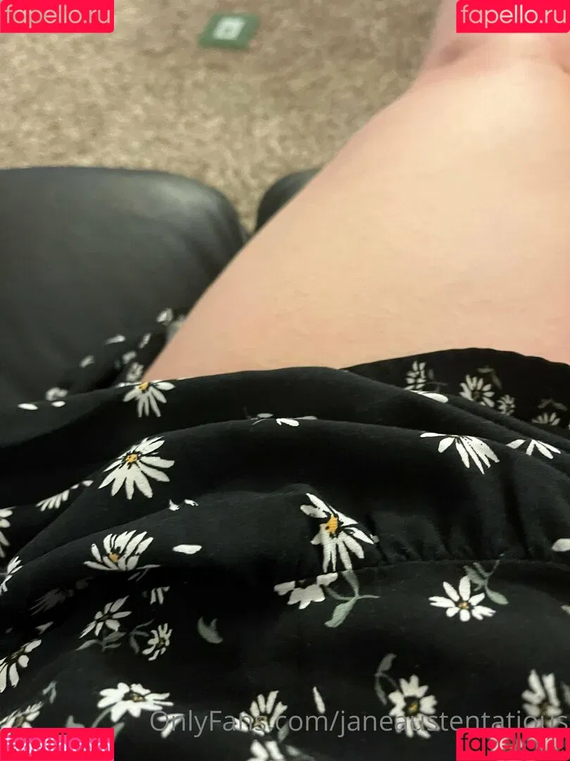 janeaustentatious Onlyfans Photo Gallery 