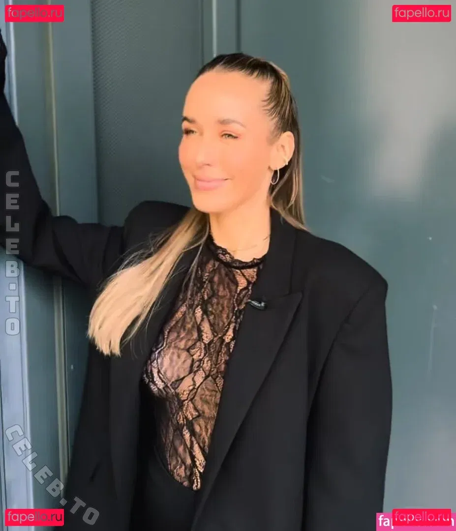 Annemarie Carpendale Onlyfans Photo Gallery 