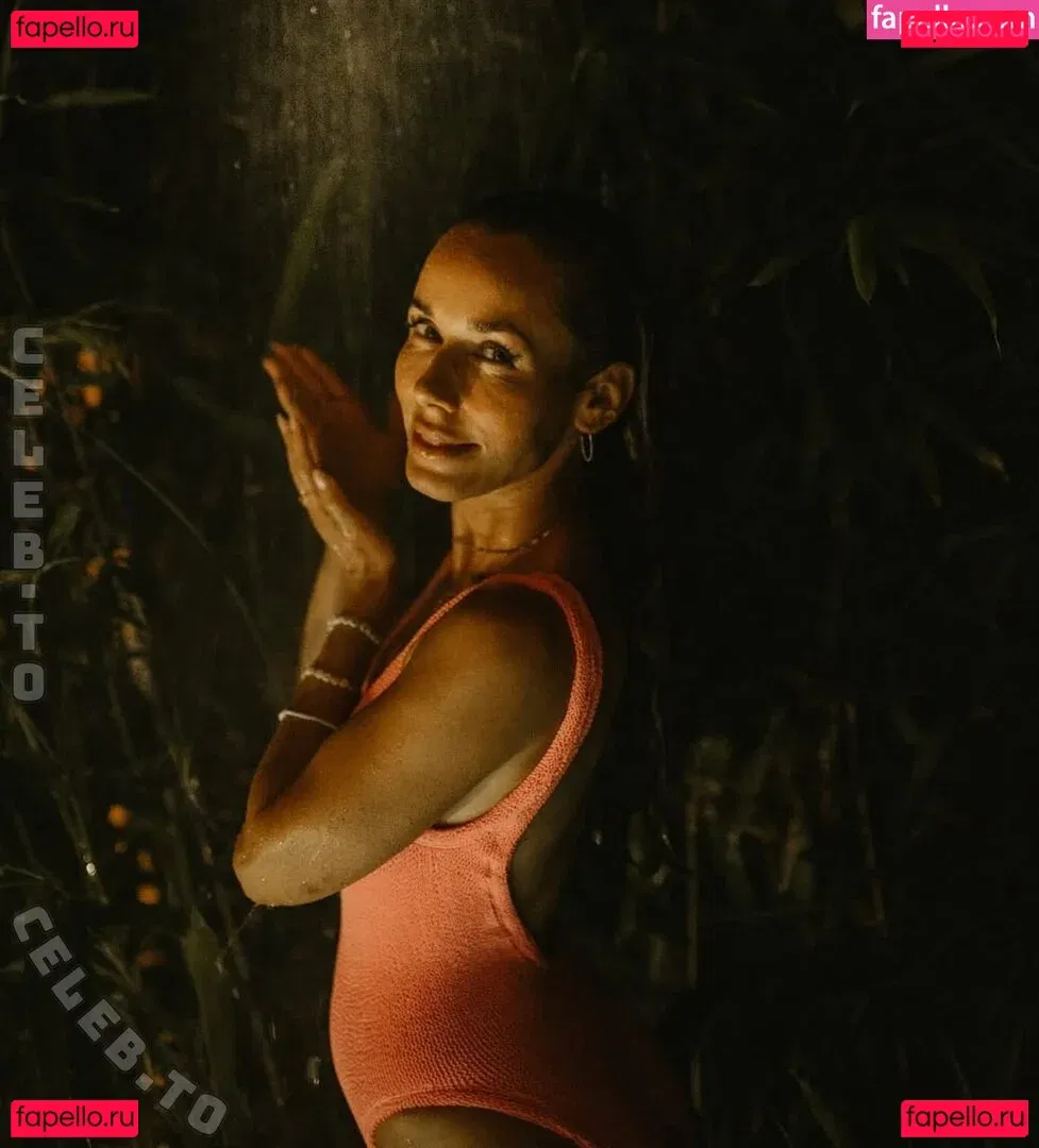 Annemarie Carpendale Onlyfans Photo Gallery 