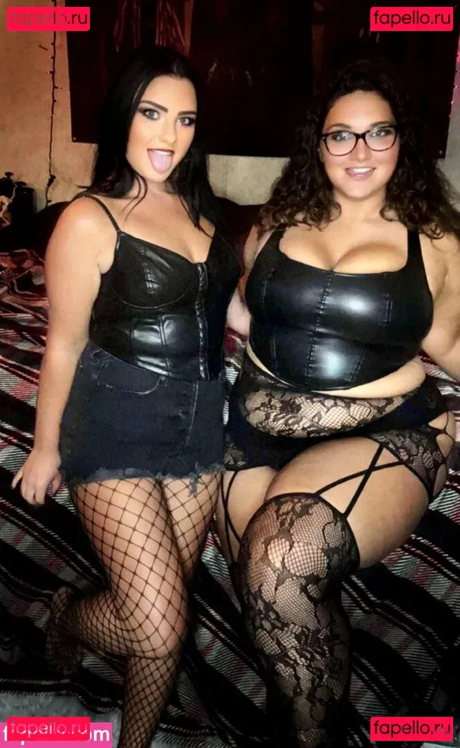 Itsthecleavagequeen Onlyfans Photo Gallery 