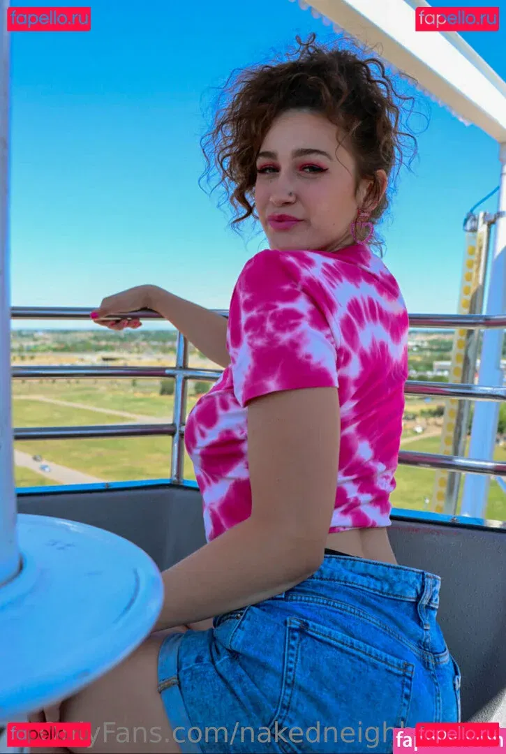 nerdyneighbor_tay Onlyfans Photo Gallery 