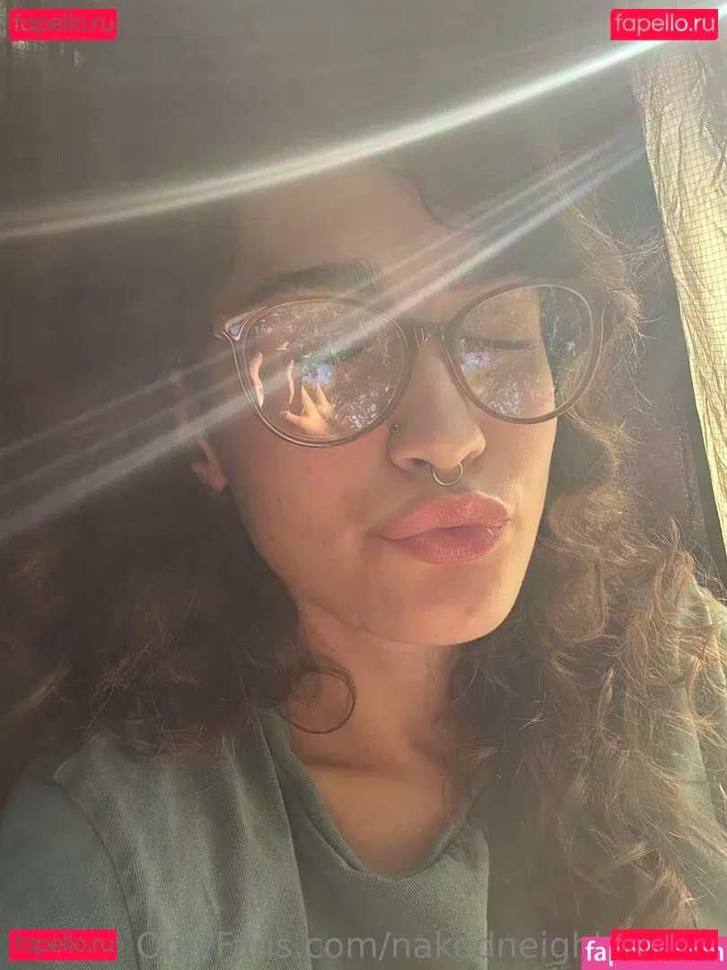 nerdyneighbor_tay Onlyfans Photo Gallery 