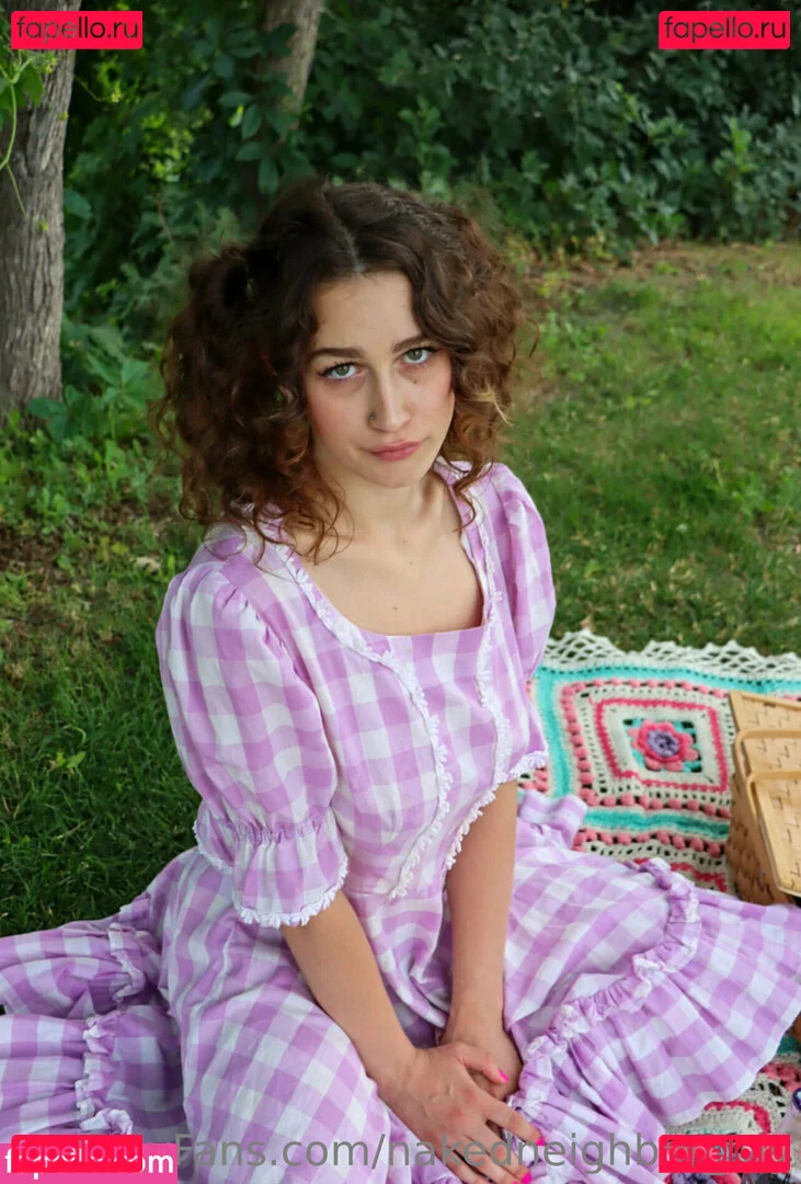 nerdyneighbor_tay Onlyfans Photo Gallery 