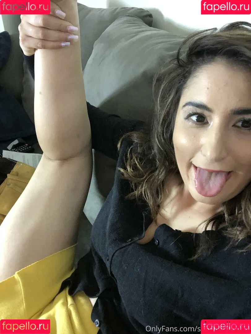 snarkybrunette Onlyfans Photo Gallery 