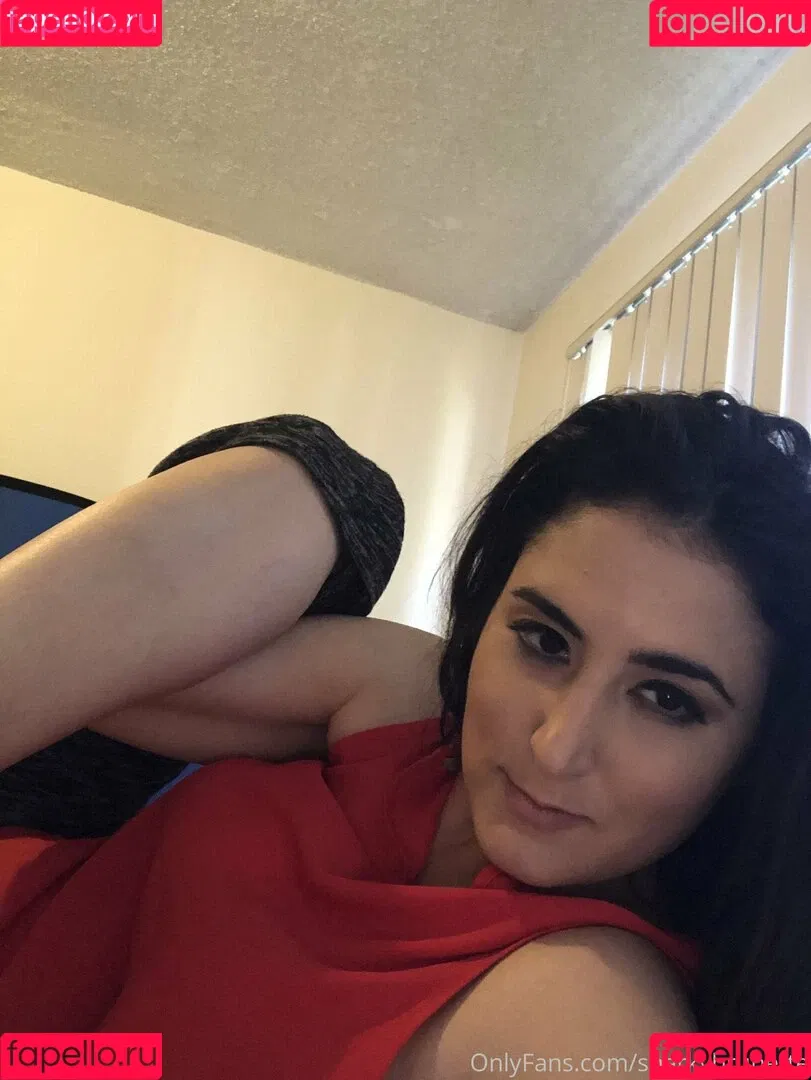 snarkybrunette Onlyfans Photo Gallery 