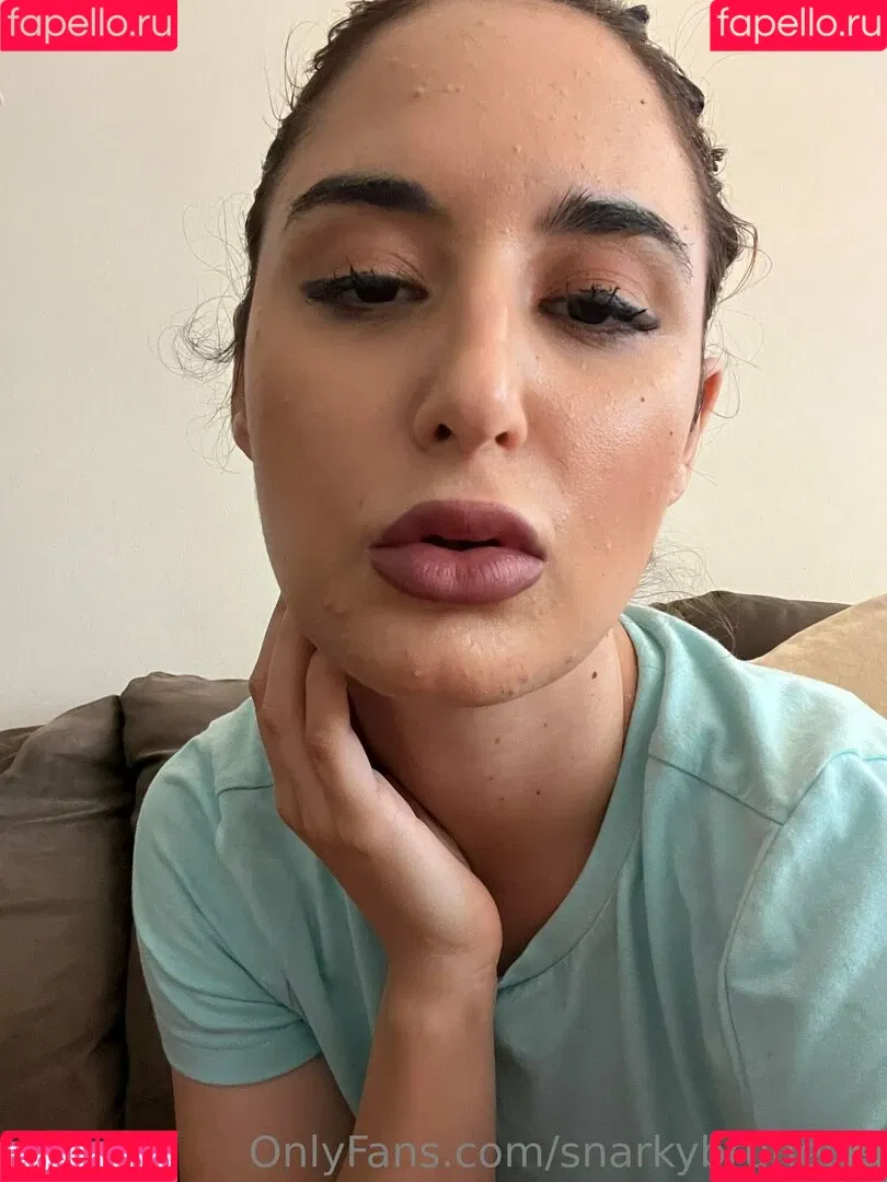 snarkybrunette Onlyfans Photo Gallery 