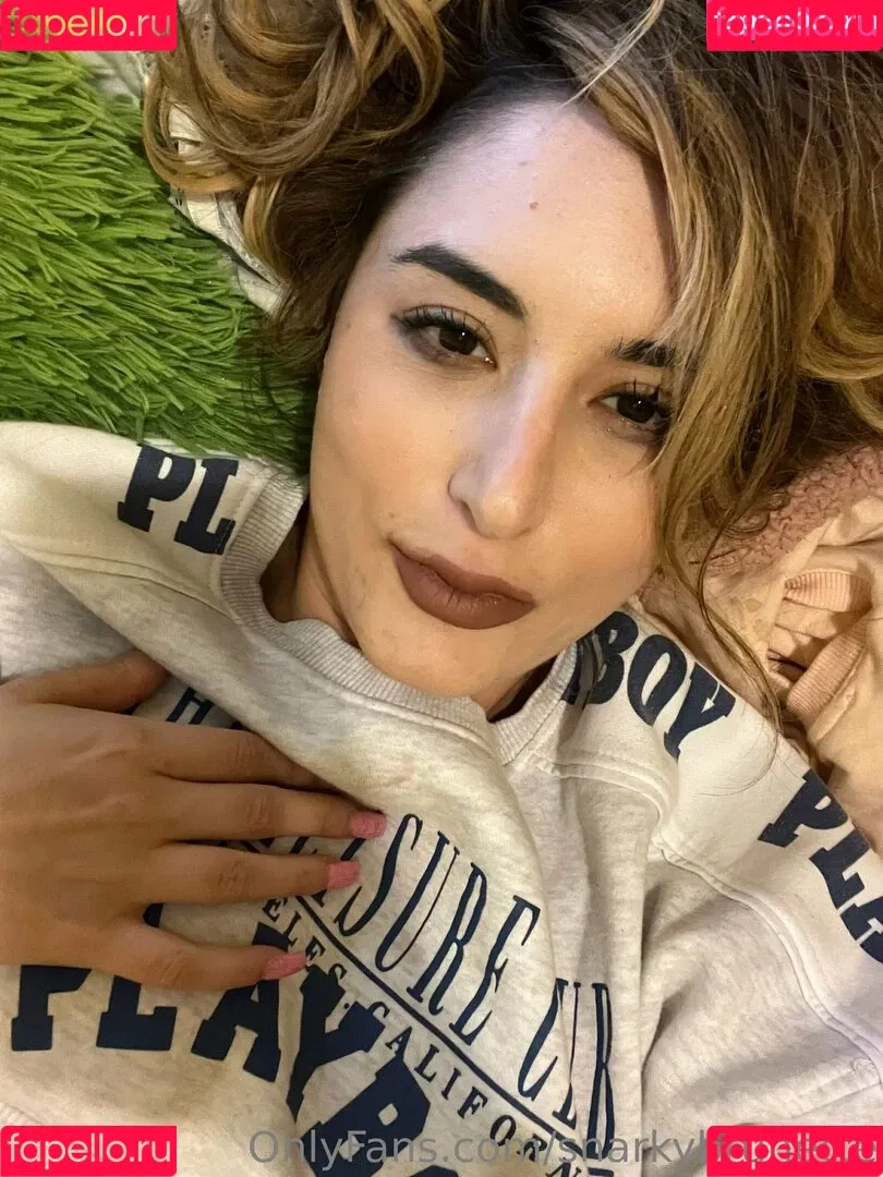 snarkybrunette Onlyfans Photo Gallery 