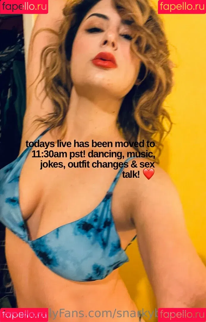 snarkybrunette Onlyfans Photo Gallery 