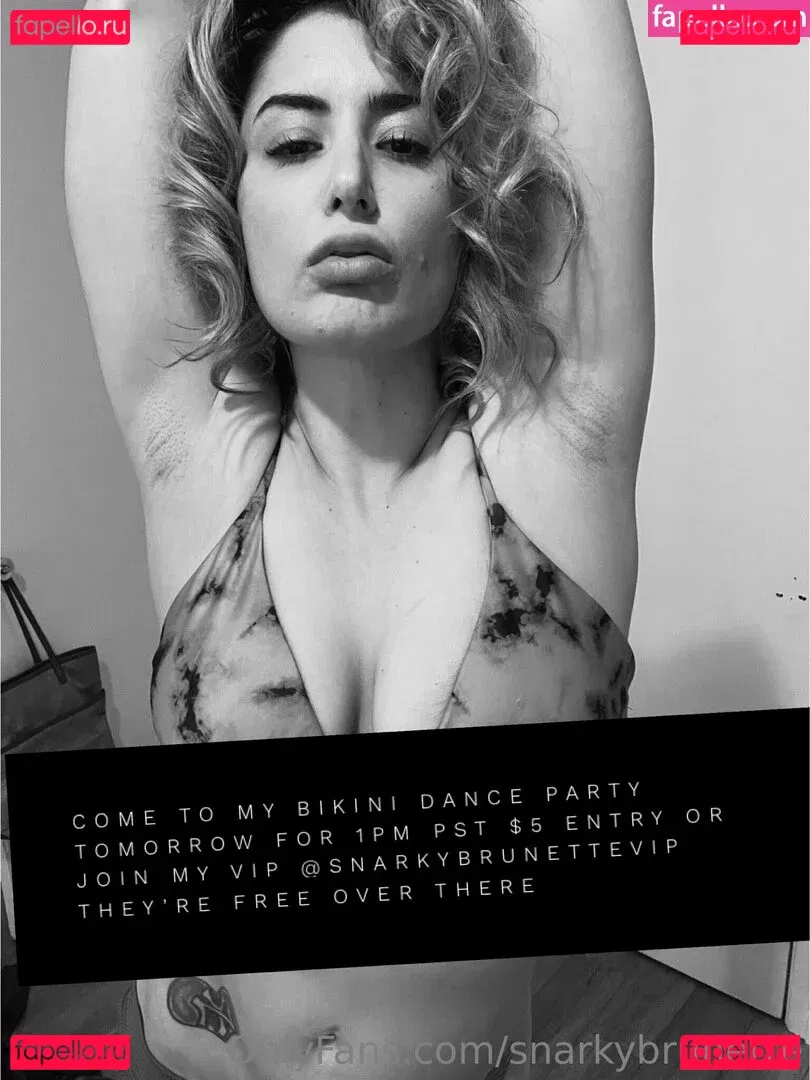 snarkybrunette Onlyfans Photo Gallery 