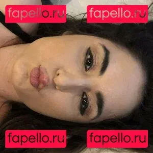 snarkybrunette Onlyfans Photo Gallery 