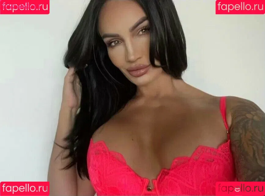 Hayley Vernon Onlyfans Photo Gallery 