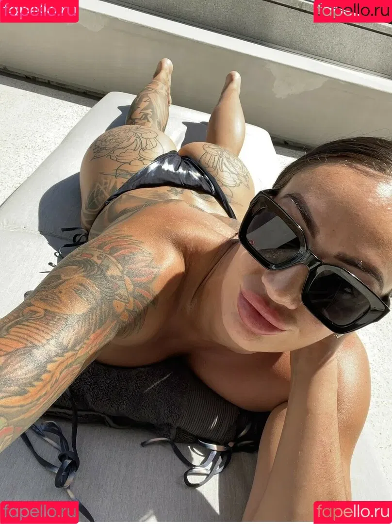 Hayley Vernon Onlyfans Photo Gallery 
