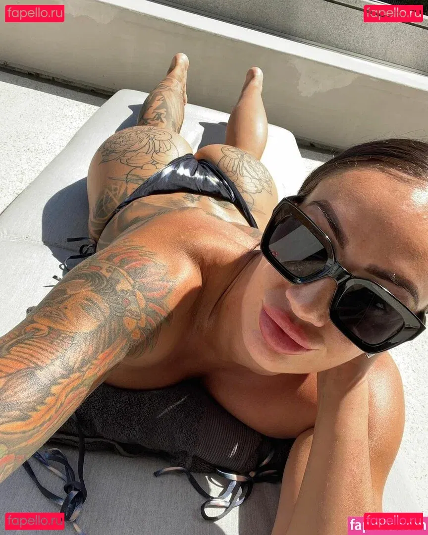 Hayley Vernon Onlyfans Photo Gallery 