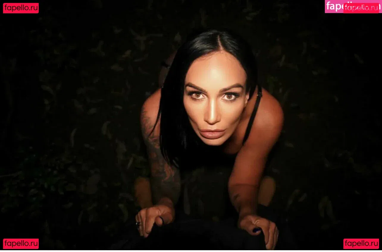 Hayley Vernon Onlyfans Photo Gallery 