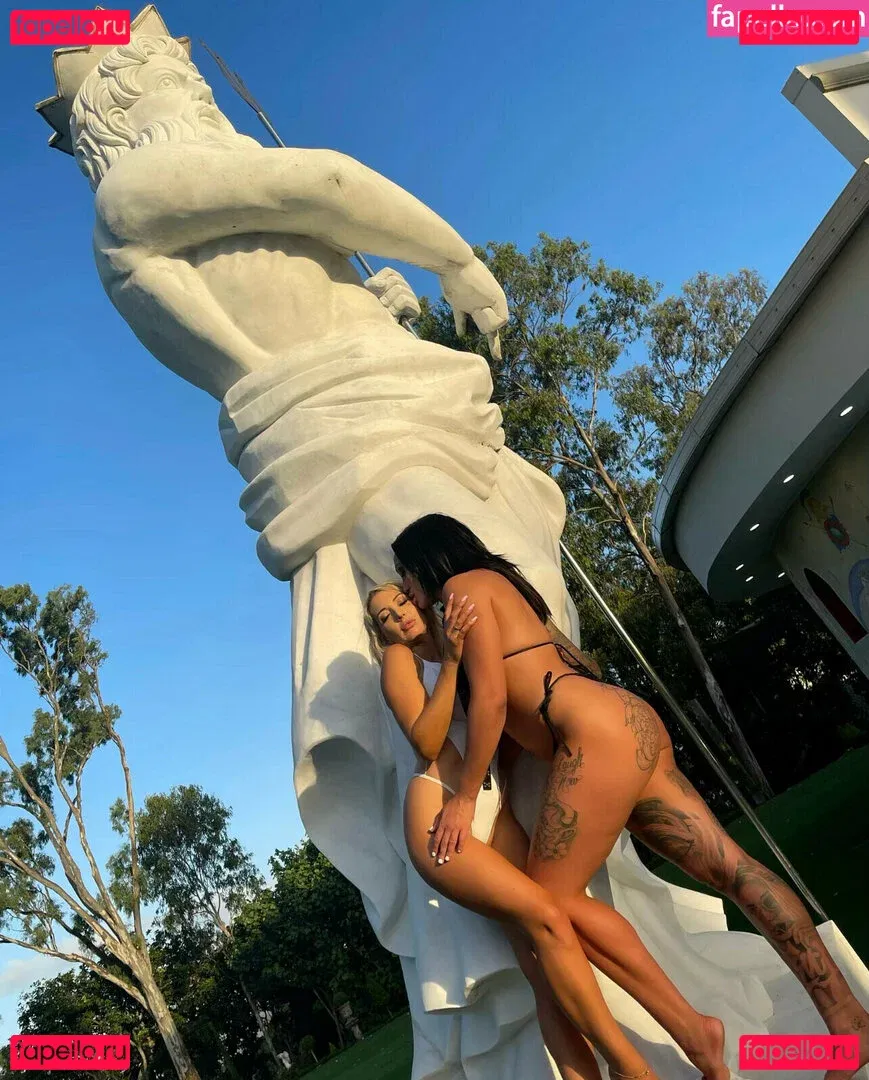 Hayley Vernon Onlyfans Photo Gallery 