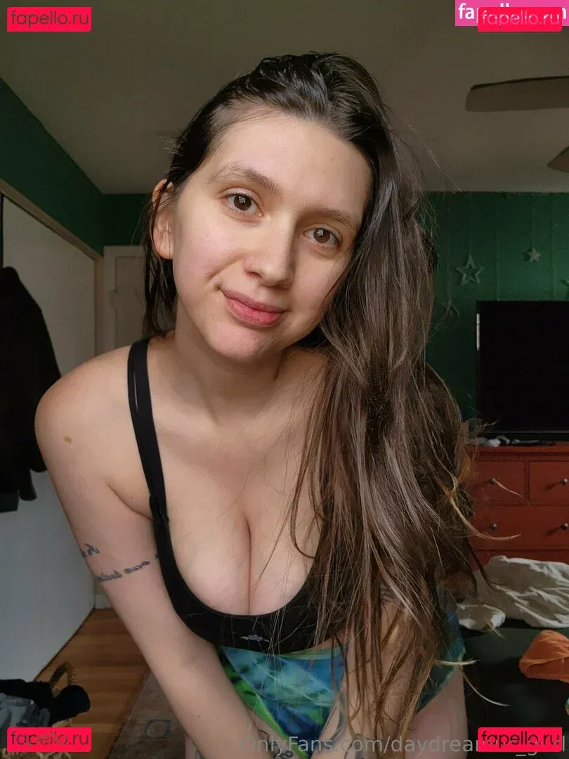 Daydreamur_gurl Onlyfans Photo Gallery 