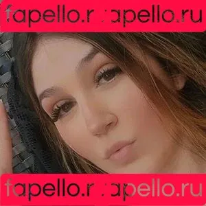 Carolzinha Onlyfans Photo Gallery 