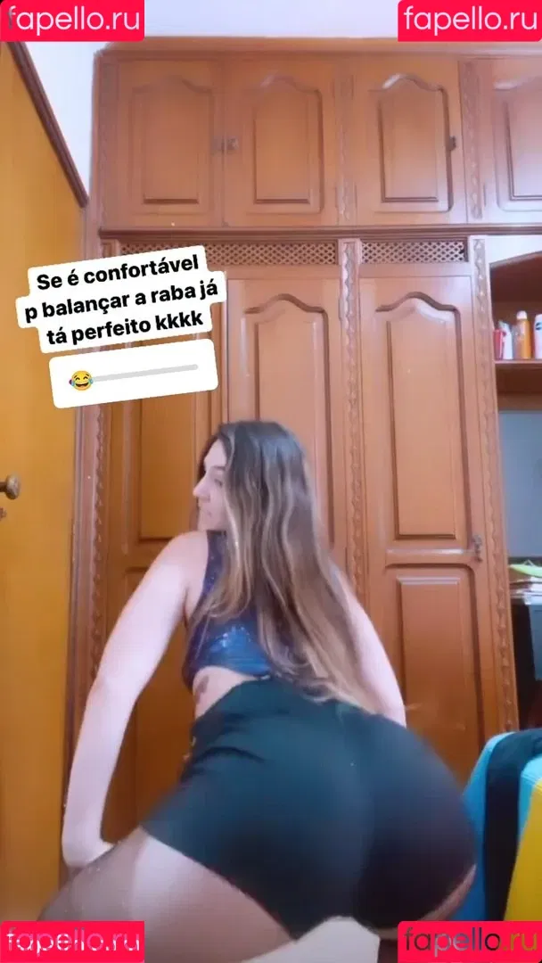 Carolzinha Onlyfans Photo Gallery 