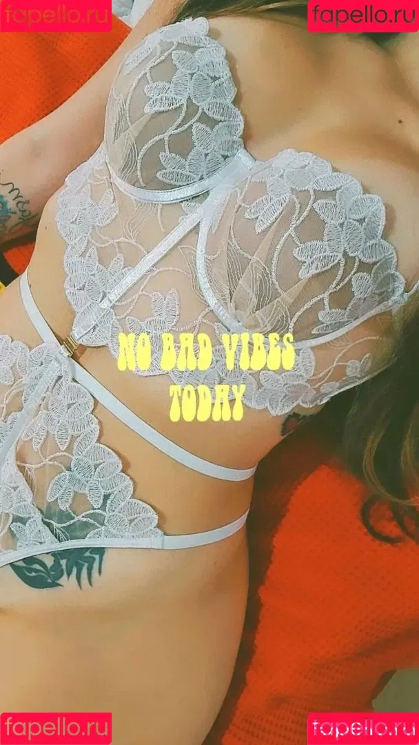Carolzinha Onlyfans Photo Gallery 