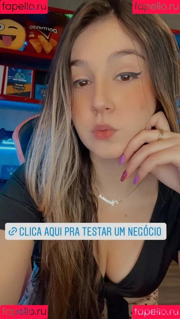 Carolzinha Onlyfans Photo Gallery 