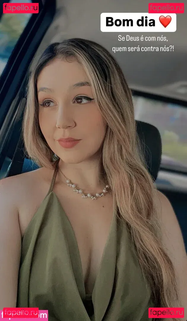 Carolzinha Onlyfans Photo Gallery 