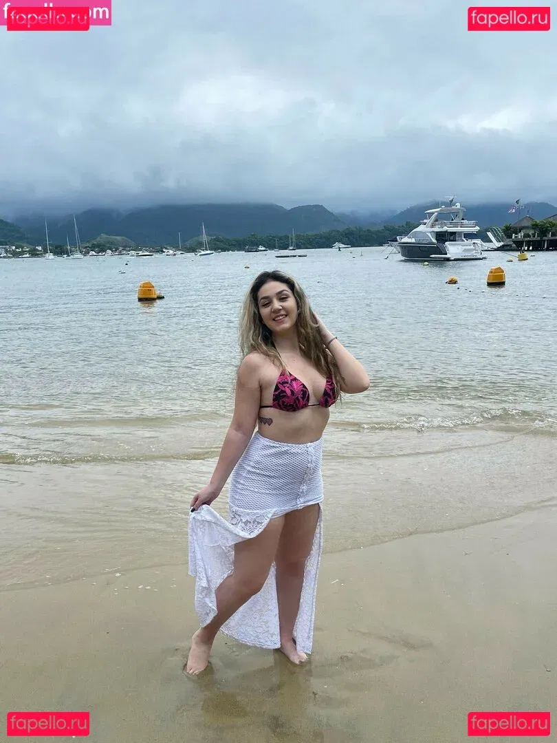 Carolzinha Onlyfans Photo Gallery 