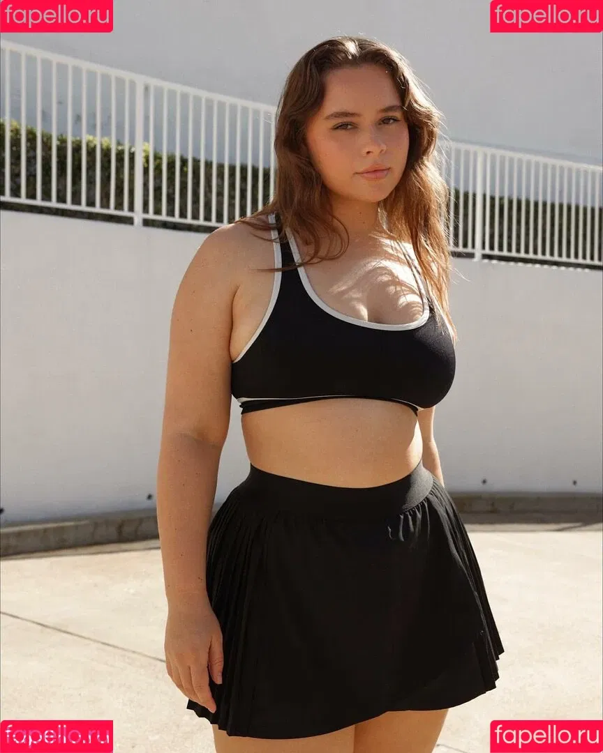 Venezia Cruz Onlyfans Photo Gallery 