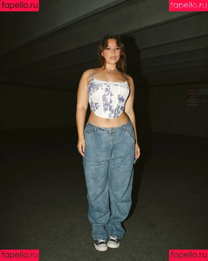 Venezia Cruz Onlyfans Photo Gallery 