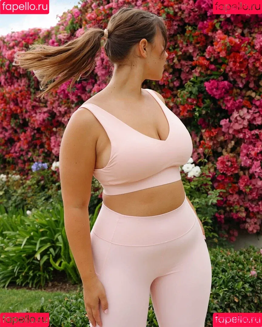 Venezia Cruz Onlyfans Photo Gallery 
