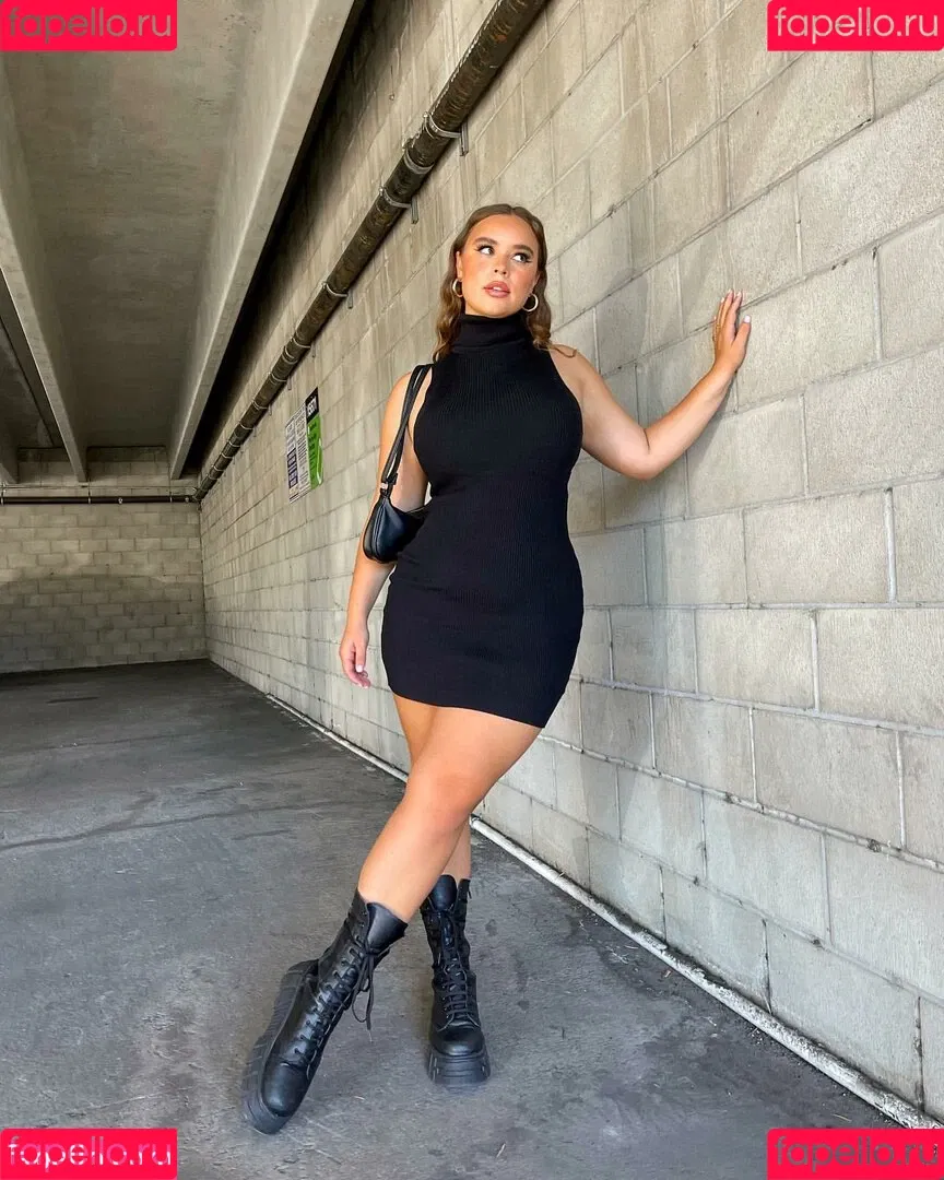 Venezia Cruz Onlyfans Photo Gallery 