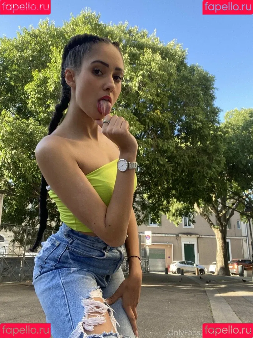 Messrineee Onlyfans Photo Gallery 