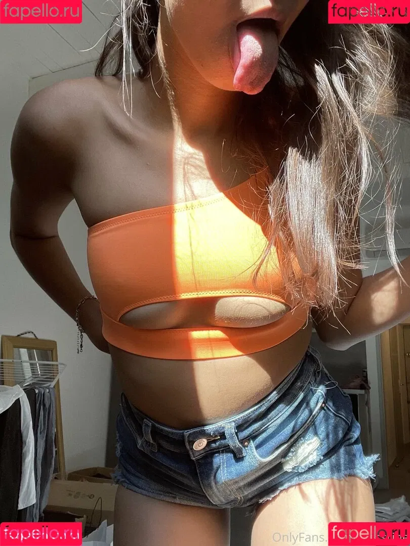 Messrineee Onlyfans Photo Gallery 