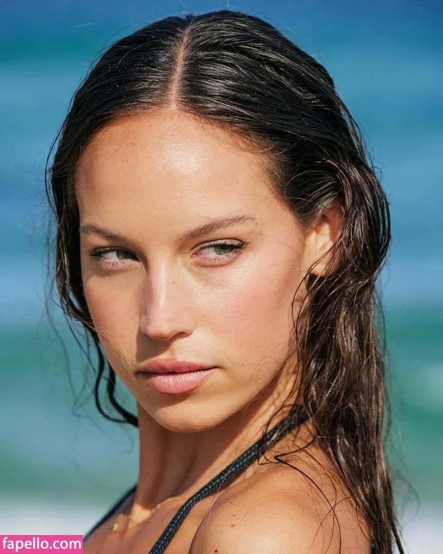 Olivia Mathers Onlyfans Photo Gallery 