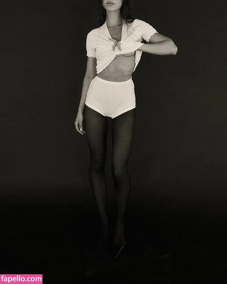 Olivia Mathers Onlyfans Photo Gallery 