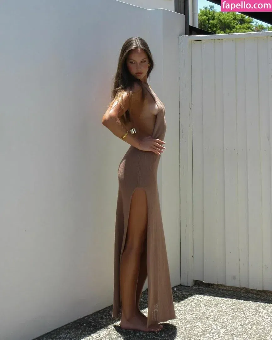 Olivia Mathers Onlyfans Photo Gallery 