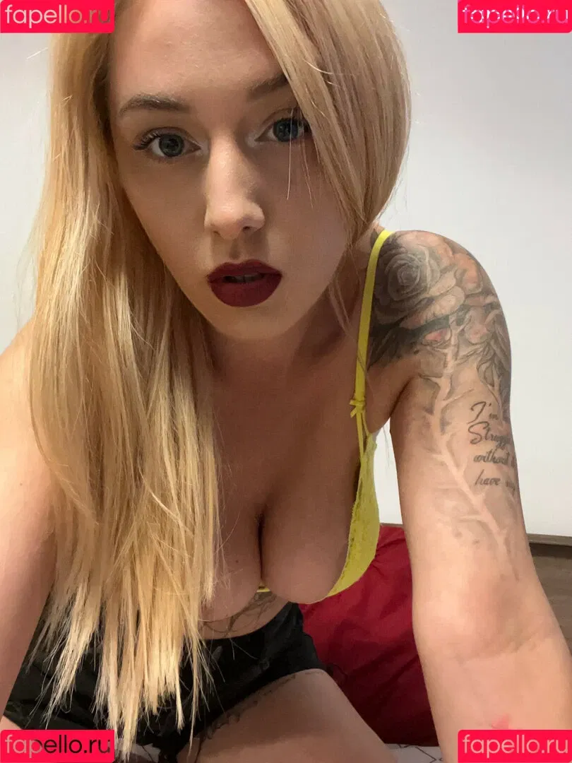 goddess-blaze Onlyfans Photo Gallery 