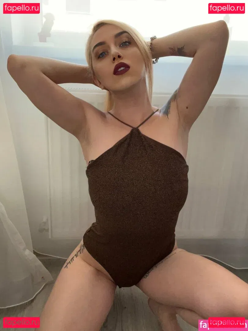 goddess-blaze Onlyfans Photo Gallery 