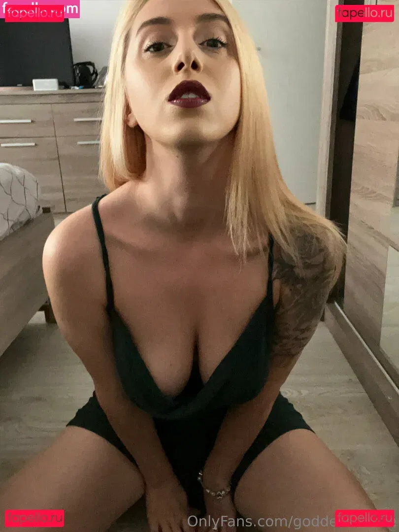 goddess-blaze Onlyfans Photo Gallery 