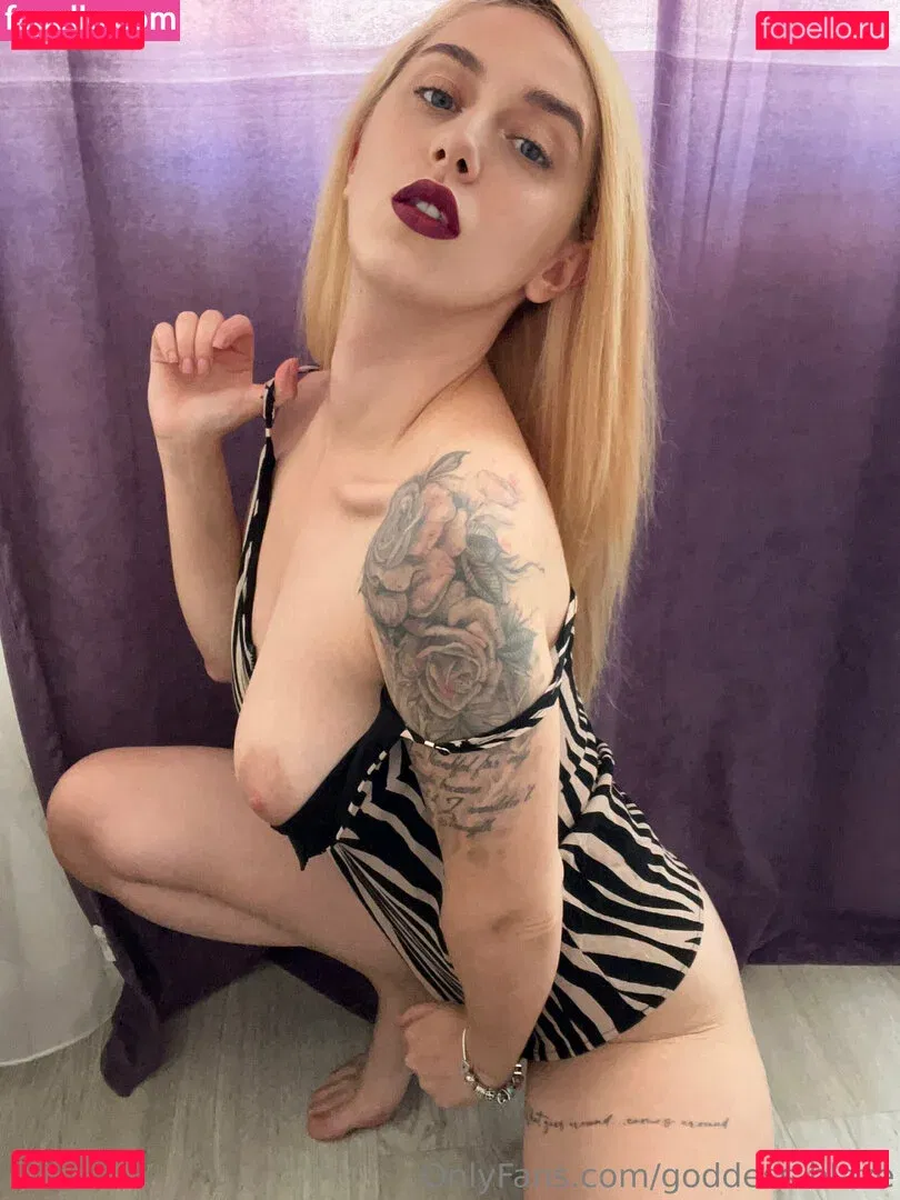 goddess-blaze Onlyfans Photo Gallery 