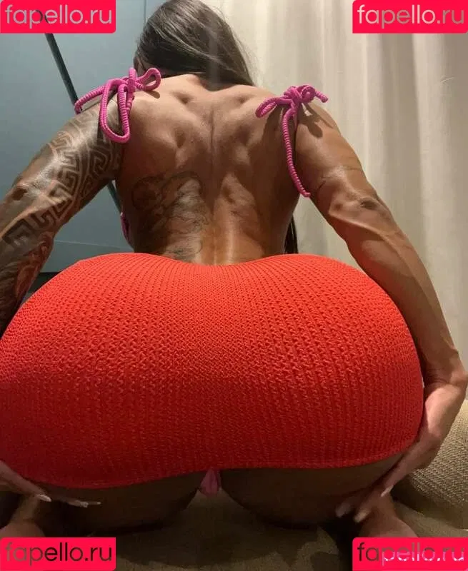 Suelen Bissolati Onlyfans Photo Gallery 