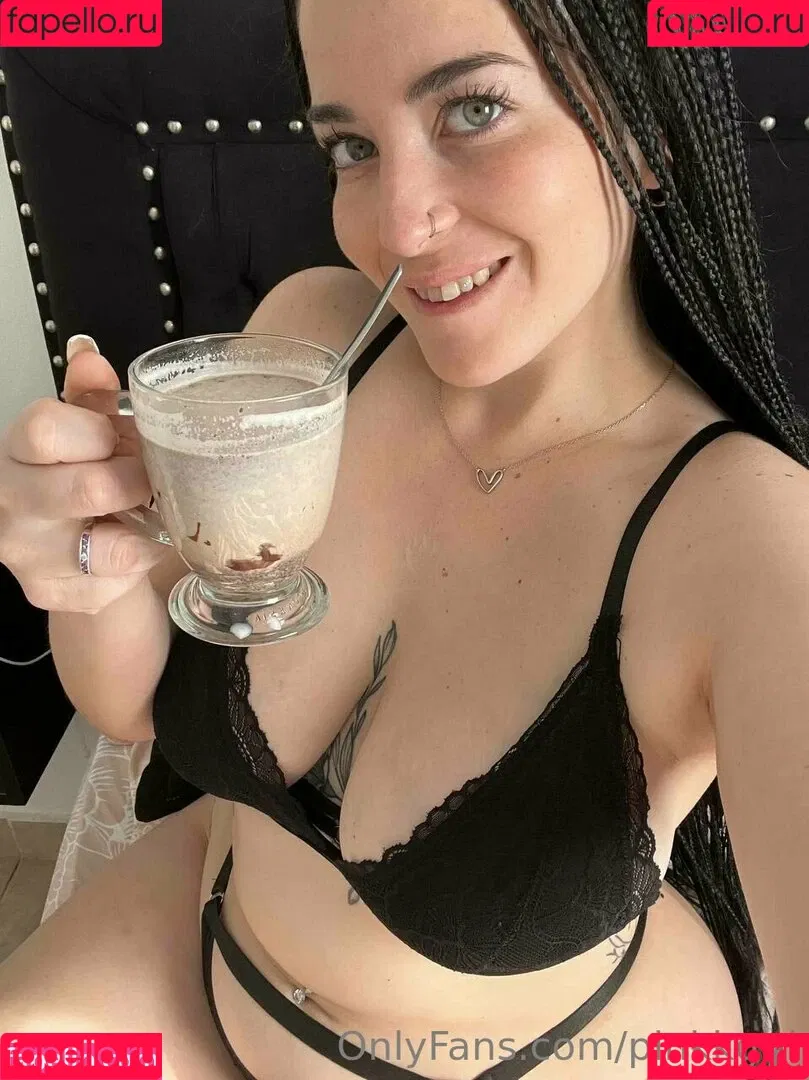sweetiesuun Onlyfans Photo Gallery 