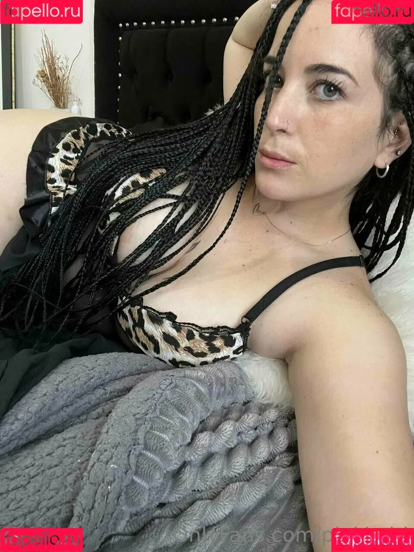 sweetiesuun Onlyfans Photo Gallery 