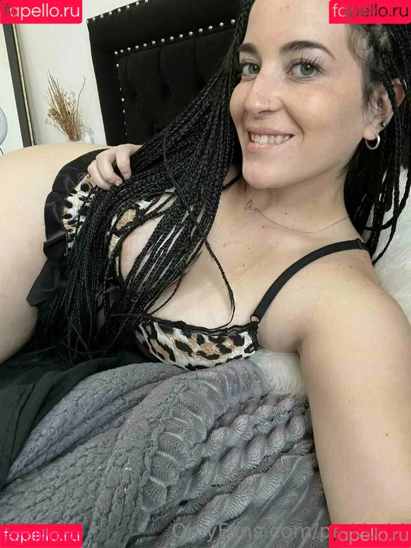 sweetiesuun Onlyfans Photo Gallery 