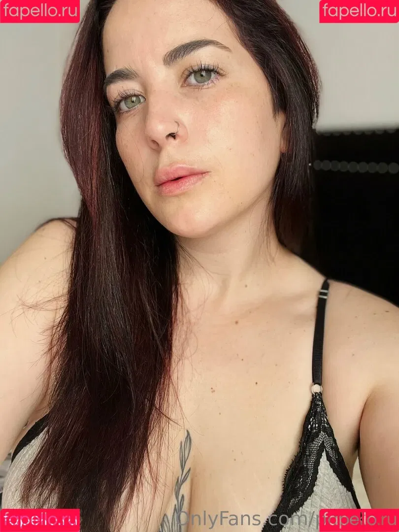 sweetiesuun Onlyfans Photo Gallery 