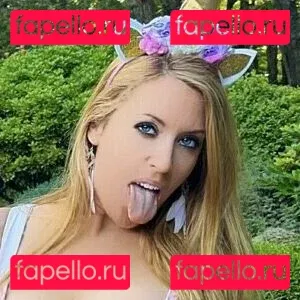 tittiesandtaco Onlyfans Photo Gallery 