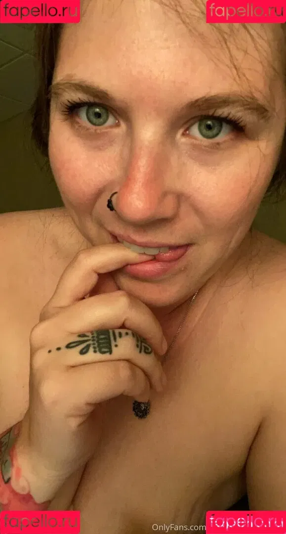 spookshowbabyyyy Onlyfans Photo Gallery 