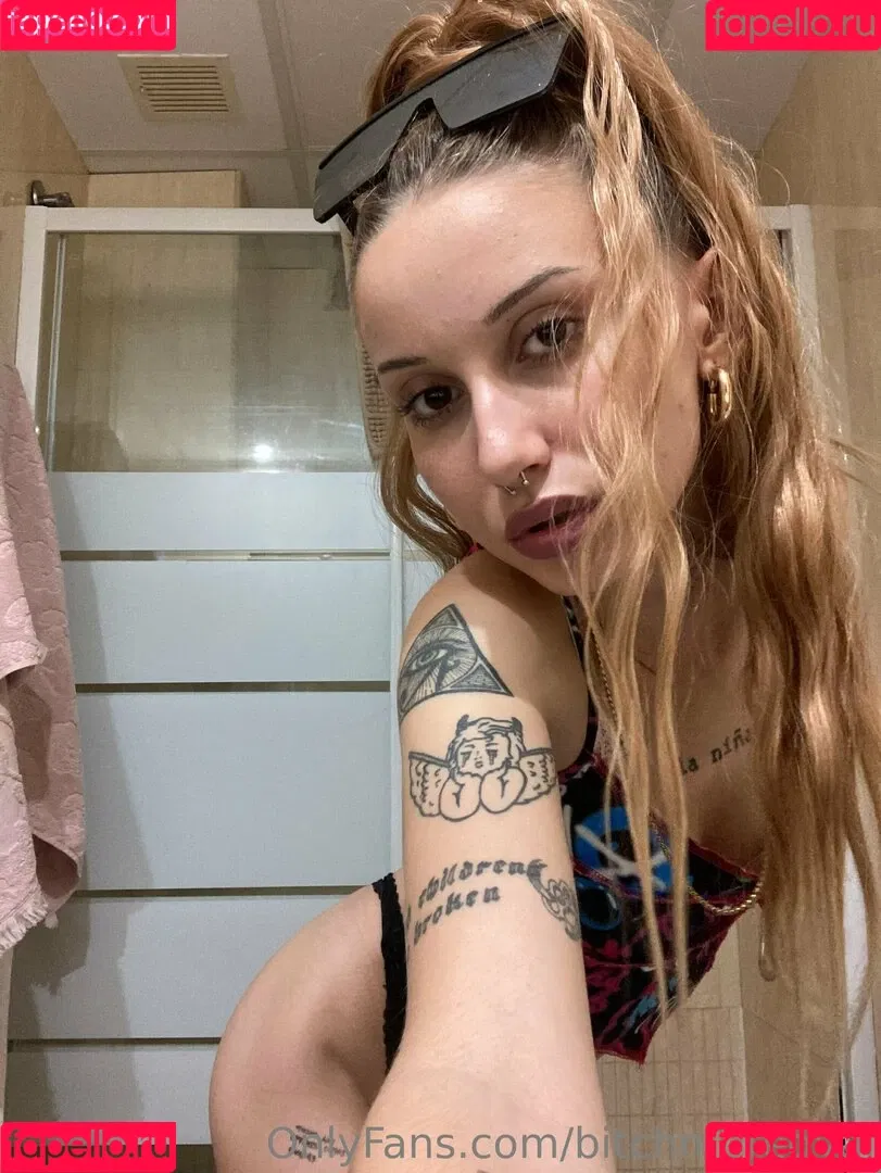 metrikagyal Onlyfans Photo Gallery 